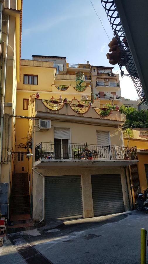La Fontanella Apartment Taormina Luaran gambar